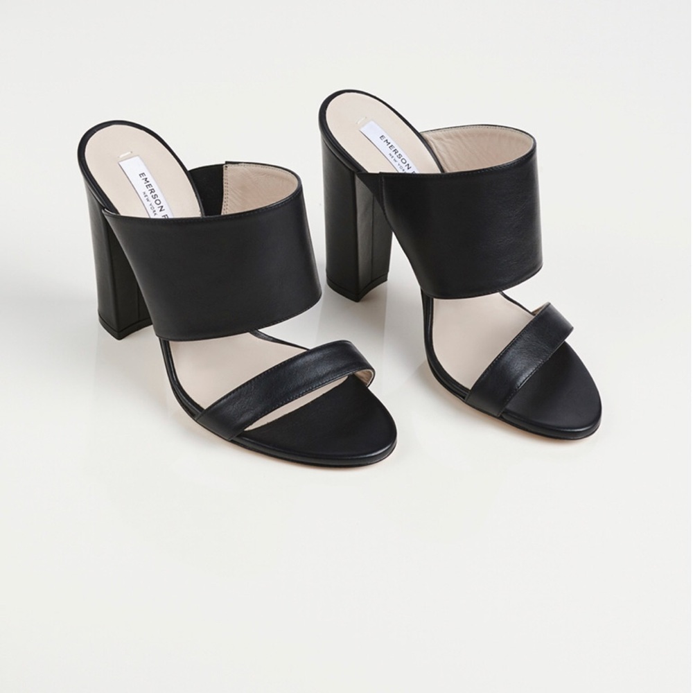 Beautiful and elegant vero cuoio 4.5” high heels